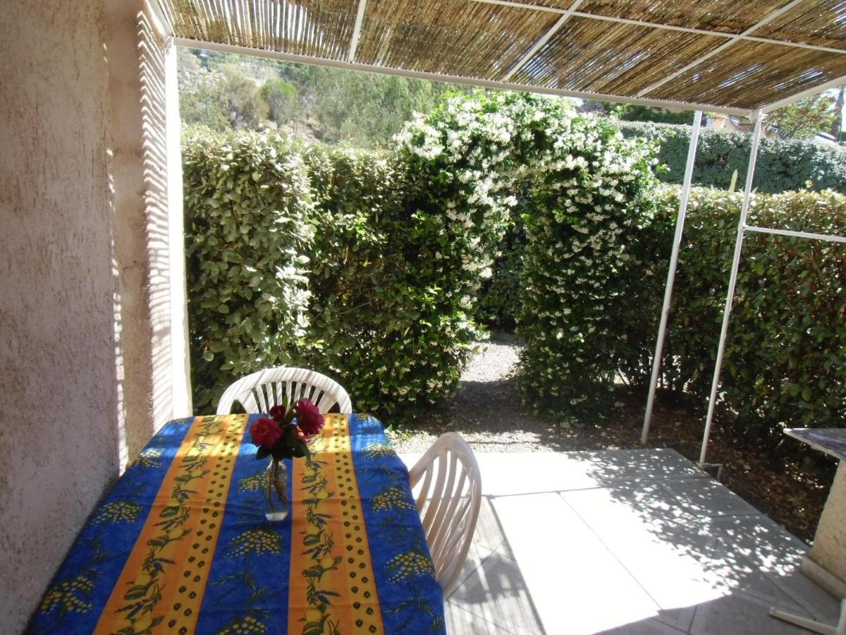 15Mn De Cannes, Villa La Soleiade , 3Gites 2-4 Pers Type T2, Climatises, Piscine, Au Lac De Saint-Cassien Var モントルー エクステリア 写真