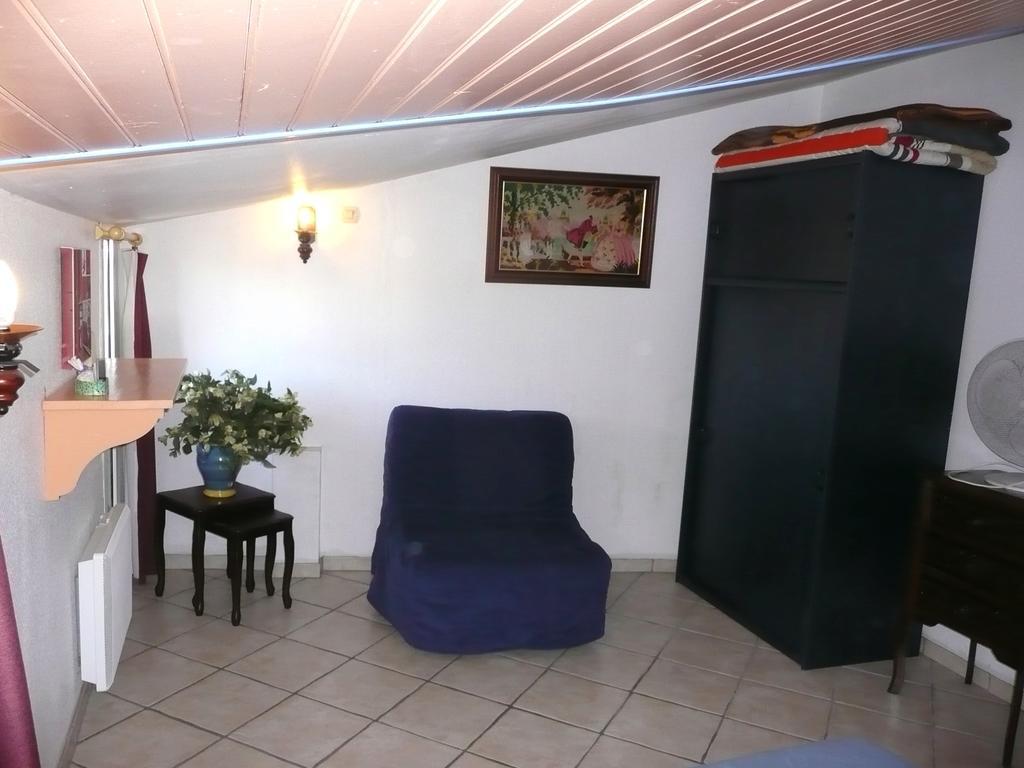 15Mn De Cannes, Villa La Soleiade , 3Gites 2-4 Pers Type T2, Climatises, Piscine, Au Lac De Saint-Cassien Var モントルー エクステリア 写真